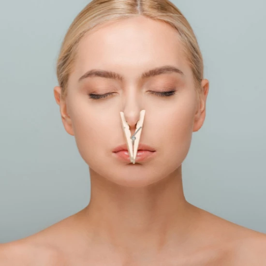 Przyczyny, objawy i leczenie krzywej przegrody nosowej